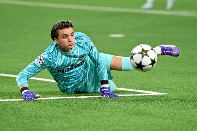 Goalkeeper Marvin Keller, YB, BSC Young Boys Galatasaray Istanbul, Playoff Champions League, Football, 21 08 2024