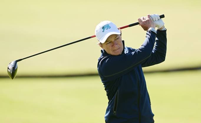 Catriona Matthew on the 2nd Tee AIG Women s Open, Day Three, Golf, St. Andrews, Scotland, UK - 22 Aug 2024  Copyright: xGreigxCowie Shutterstockx 14653227ag