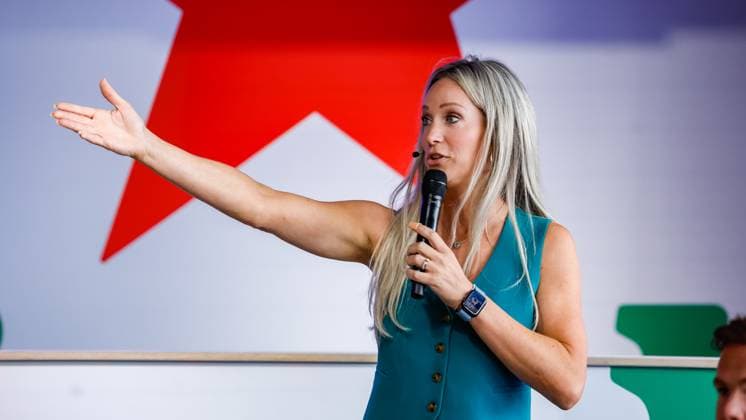 Host and dutch tv personality Helene Hendriks during the kick off Heineken Player 0 0 2024 competition with ambasadeur Max Verstappen during previews ahead of the F1 Grand Prix of Netherlands at Circuit Park Zandvoort on August 22, 2024 in Zandvoort, Netherlands Defodi 704 MTB20240822F1ZandvoortDag1352454 Defodi-704