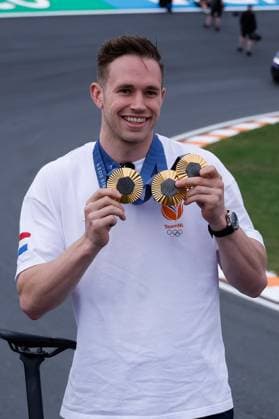 Harry Lavreysen dutch olympic champion track cyclist on his golden bike shows his three golden medals during previews ahead of the F1 Grand Prix of Netherlands at Circuit Park Zandvoort on August 22, 2024 in Zandvoort, Netherlands Defodi 704 MTB20240822F1ZandvoortDag1352560A Defodi-704