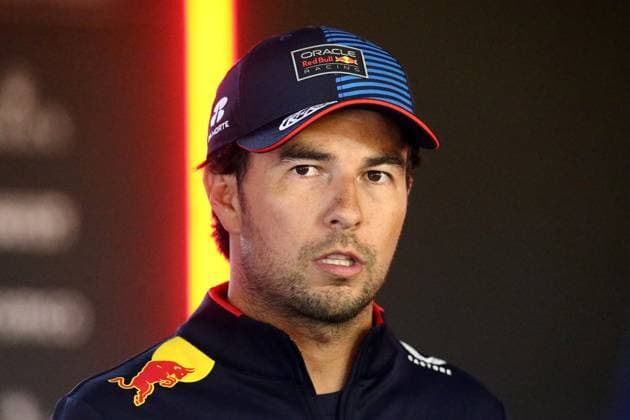 22 08 2024, xsvx, Motorsport FIA Formula 1, Dutch Grand Prix 2024 emspor, v l Sergio Perez Oracle Red Bull Racing starting number 11 FIA REGULATIONS PROHIBIT ANY USE OF PHOTOGRAPHS as IMAGE SEQUENCES and or QUASI VIDEO Zandvoort