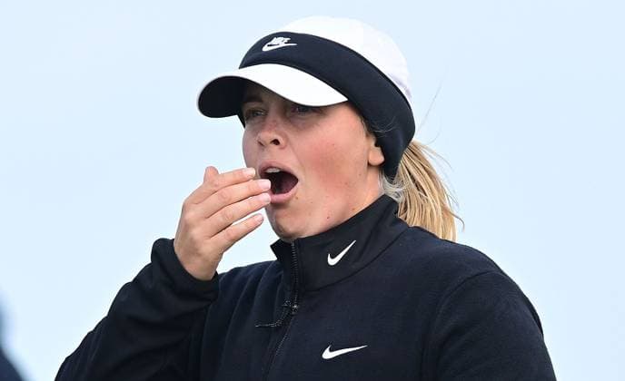 Maja Stark on the 11th Tee looks bored after a long wait with multiple groups backed up AIG Women s Open, Day Three, Golf, St. Andrews, Scotland, UK - 22 Aug 2024  Copyright: xGreigxCowie Shutterstockx 14653227dn