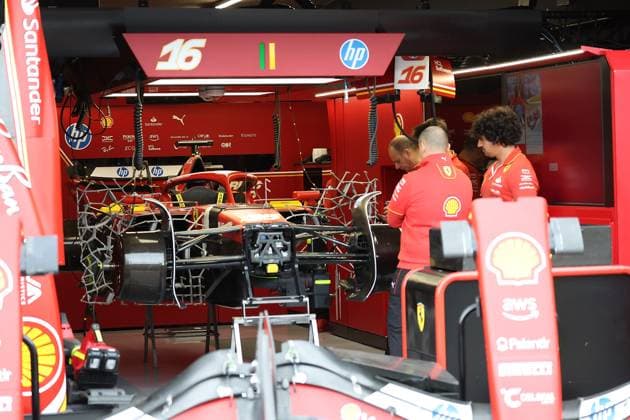 22 08 2024, Circuit Park Zandvoort, Zandvoort, FORMULA 1 HEINEKEN DUTCH GRAND PRIX 2024 , in the picture mechanic on the car of Charles Leclerc MCO , Scuderia Ferrari HP Defodi 506 20240822 hbr 2198 Defodi-506