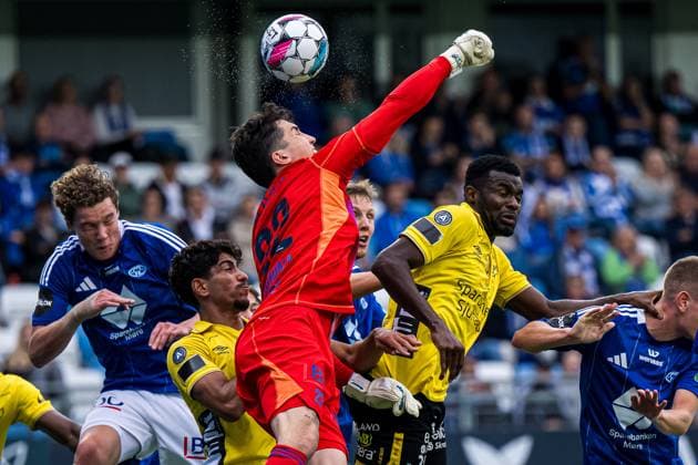 240822 Albert Posiadala of Molde during the UEFA Europa League play off match between Molde and Elfsborg on August 22, 2024 in Molde Photo Marius Simensen BILDBYRAN COP 238 bbeng elfsborg football fotball fotboll molde play off uefa europa league  Copyright: MARIUSxSIMENSEN BB240822BB111