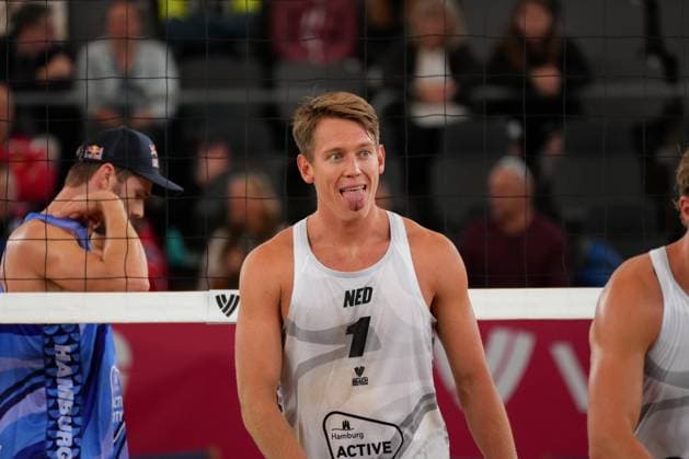 Hamburg, Germany, August 22th 2024: Leon Luini ( Netherlands ) during the Elite 16 Beachvolleyball Tournament 2024 at Stadium Am Rothenbaum in Hamburg, GERMANY. (Julia Kneissl SPP) Copyright: xJuliaxKneisslx xSPPx spp-en-JuKnSp-JK_00694.jpeg