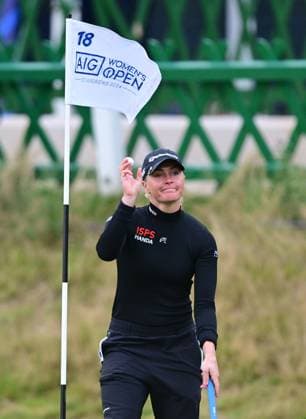 Charley Hull finishes her round on the 18th Green at -5 AIG Women s Open, Day Three, Golf, St. Andrews, Scotland, UK - 22 Aug 2024  Copyright: xGreigxCowie Shutterstockx 14653227ew