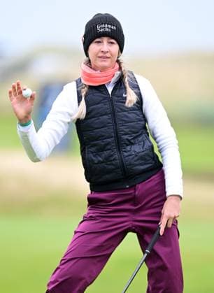 Nelly Korda on the 17th Green AIG Women s Open, Day Three, Golf, St. Andrews, Scotland, UK - 22 Aug 2024  Copyright: xGreigxCowie Shutterstockx 14653227fm