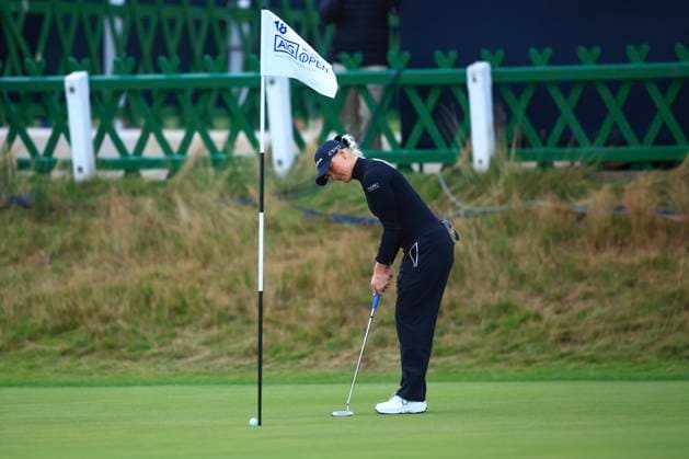 22nd August 2024; Old Course at St Andrews, St Andrews, Fife, Scotland; AIG Womens Open Golf, Round 1; Charley Hull of England holes a birdie putt on the 18th green of the Old Course, St Andrews Links to take the lead during the first round of the AIG Women& x2019;s Open  ActionPlus12684167 DavidxYoung