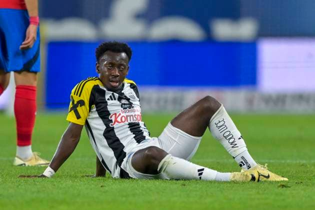SOCCER - UEFA EL, LASK vs Bukarest LINZ,AUSTRIA,22.AUG.24 - SOCCER - UEFA Europa League, qualification, Linzer ASK vs FCSB Bukarest. Image shows the disappointment of George Bello (LASK).  GEPAxpictures xChristianxMoser
