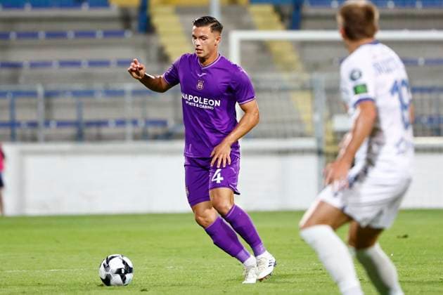 Dinamo Minsk v RSC Anderlecht - UEFA Europa League MEZOKOVESD, HUNGARY - AUGUST 22 : Simic Jan-Carlo defender of RSC Anderlechtpictured during the UEFA Europa League Play-offs1st leg match between Dinamo Minsk and RSC Anderlecht on August 22, 2024 in Mezokovesd, Hungary, 22 08 2024 Mezokovesd Hungary  Copyright: xJanxDexMeuleneirx