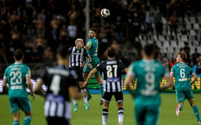 UEFA Europa League Play-off First Leg, Toumba Stadium, Thessaloniki, Greece 22 8 2024 PAOK vs Shamrock Rovers Shamrock Rovers Roberto Lopes Roberto Lopes 22 8 2024  Copyright: x INPHO AleksandarxDjorovicx AS4A4947