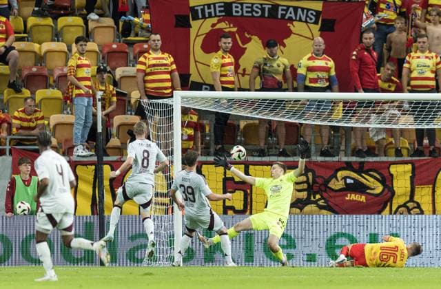 Jagiellonia Bialystok vs Ajax Amsterdam - UEFA Europa League Jorrel Hato , Kenneth Taylor , Mika Godts , Slawomir Abramowicz , Michal Sacek , goal during UEFA Europa League play-offs match Jagiellonia Bialystok vs Ajax Amsterdam in Bialystok, Poland on 22 August, 2024 Bialystok Poland  Copyright: xFotoxOlimpikx originalFilename:jastrzebowski-jagiello240822_npONa.jpg