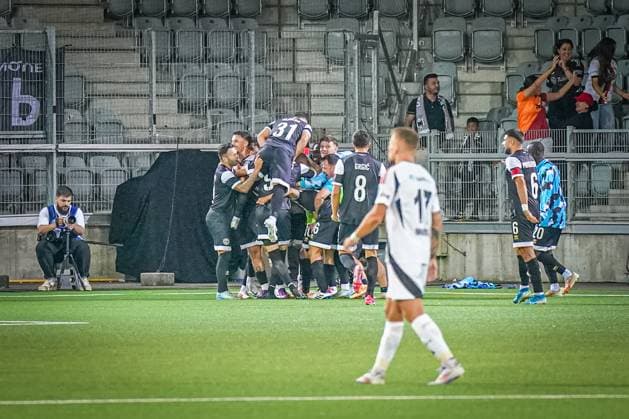 Football UEFA Europa League qualification play offs FC LUGANO SUI vs BESIKTAS JK Istanbul TUR , Arena Thun, Switzerland Goal celebration after the equalizer by Mattia Zanotti Lugano 46 to 3 3 Copyright: xJOERANxSTEINSIEKx