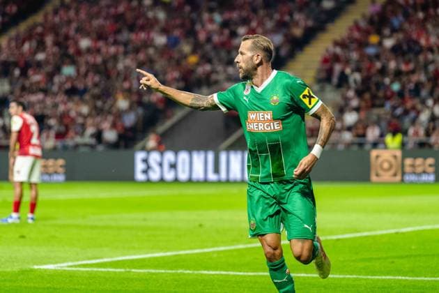 SOCCER - UEFA EL, Braga vs Rapid BRAGA,PORTUGAL,22.AUG.24 - SOCCER - UEFA Europa League, qualification, Sporting Club de Braga vs SK Rapid Wien. Image shows the rejoicing of Guido Burgstaller (Rapid).  GEPAxpictures xKevinxHackner