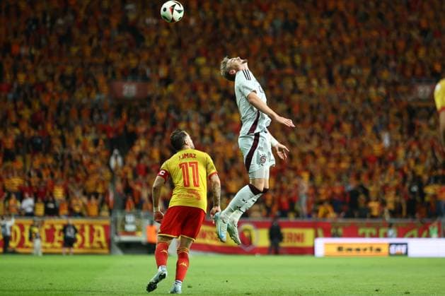 BIALYSTOK 22.08.2024 IV RUNDA KWALIFIKACYJNA LIGA EUROPY SEZON 2024 25: JAGIELLONIA BIALYSTOK - AJAX AMSTERDAM --- UEFA EUROPE LEAGUE PLAY-OFF FOURTH QUALIFYING ROUND GAME: JAGIELLONIA BIALYSTOK - AJAX AMSTERDAM JESUS IMAZ BALLESTE CHRISTIAN RASMUSSEN FOT. JAROSLAW OLSZEWSKI FOTOPYK NEWSPIX.PL --- Newspix.pl  JOL240822230