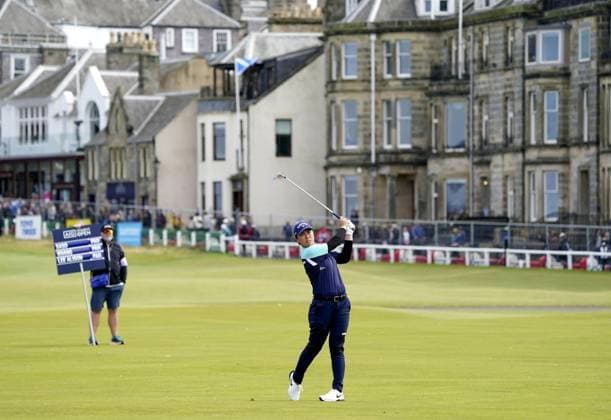 Golf: Women s British Open Yuka Saso of Japan plays a shot on the first hole during the first round of the Women s British Open golf championship on Aug. 22, 2024, at St. Andrews Old Course in St. Andrews, Scotland.  A14AA0003318810P