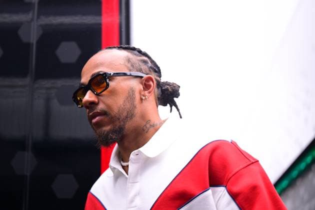 Sport Bilder des Tages F1 Grand Prix Of Netherlands - Practice Lewis Hamilton of Mercedes-AMG Petronas F1 Team arrives in the paddock during free practice of the Dutch GP, the 15th round of the Formula 1 World Championship, WM, Weltmeisterschaft in Circuit Zandvoort, Zandvoort, North Holland, Netherlands, on August 23, 2024. Zandovort North Holland Netherlands  Copyright: xAndreaxDiodatox originalFilename:diodato-notitle240814_npIiR.jpg