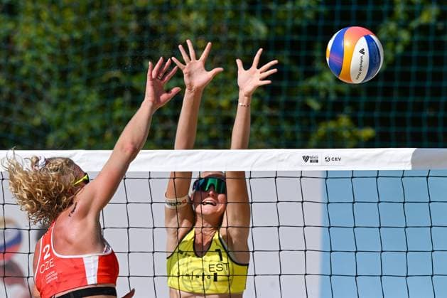 Marie-Sara Stochlova of Czech Republic, left, and Eva Liisa Kuivonen of Estonia in action during the Brno Beach Pro, Beach volleyball, Beachvolleyball tournament of Futures category, Estonia vs Czechia, on August 23, 2024, in Brno, Czech Republic. (CTKxPhoto VaclavxSalek) CTKPhotoP2024082306341  CTKPhotoP2024082306341