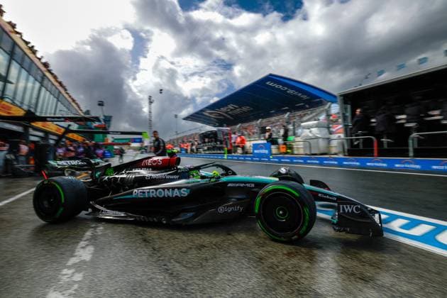 44 Lewis Hamilton GBR, Mercedes AMG Petronas F1 Team , F1 Grand Prix of the Netherlands at Circuit Zandvoort on August 23, 2024 in Zandvoort, Netherlands Photo by HOCH ZWEI Zandvoort Netherlands