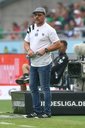 23 08 2024, xtgx, Soccer 2 Bundesliga, Hannover 96 Hamburger SV emspor, v l Steffen Baumgart HSV, Trainer DFL DFB REGULATIONS PROHIBIT ANY USE OF PHOTOGRAPHS as IMAGE SEQUENCES and or QUASI VIDEO Hannover