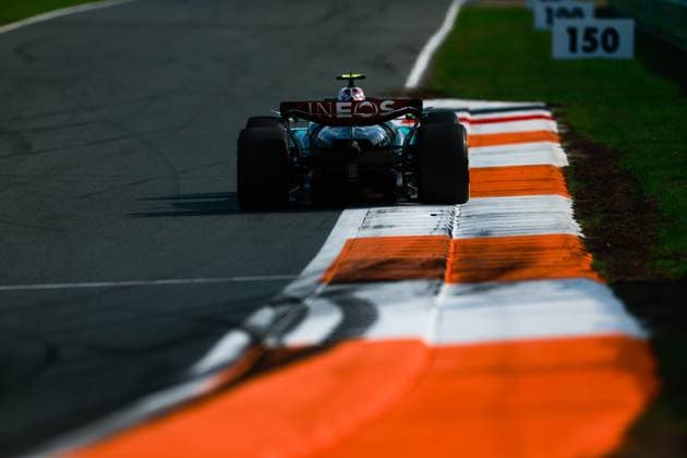 44 Lewis Hamilton GBR, Mercedes AMG Petronas F1 Team , F1 Grand Prix of the Netherlands at Circuit Zandvoort on August 23, 2024 in Zandvoort, Netherlands Photo by HOCH ZWEI Zandvoort Netherlands