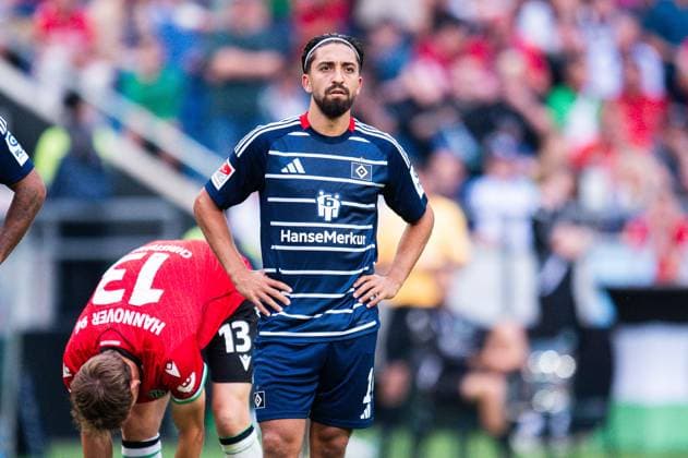 23 08 2024 Soccer, 2024 2025, 2 Bundesliga, 3 Matchday, Hannover 96 Hamburger SV Immanuel Pherai Hamburg DFL REGULATIONS PROHIBIT ANY USE OF PHOTOGRAPHS AS IMAGE SEQUENCES AND OR QUASI VIDEO