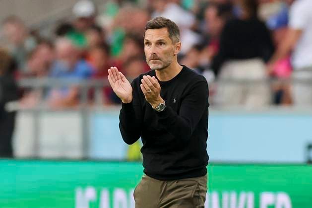 Coach Stefan Leitl Hannover 96 cheers, 2 Bundesliga, Hannover 96 vs Hamburger SV, Heinz von Heiden Arena on August 23, 2024 in Hanover, Germany Photo by Marco Steinbrenner DeFodi Images Coach Stefan Leitl Hannover 96 cheers, 2 Bundesliga, Hannover 96 vs Hamburger SV, Heinz von Heiden Arena, August 23, 2024 in Hanover, Germany Photo by Marco Steinbrenner DeFodi Images DFB DFL REGULATIONS PROHIBIT ANY USE OF PHOTOGRAPHS AS IMAGE SEQUENCES AND OR QUASI VIDEO Defodi 700 han hsv 20240823 074 Defodi-700 DFB DFL REGULATIONS PROHIBIT ANY USE OF PHOTOGRAPHS AS IMAGE SEQUENCES AND OR QUASI-VIDEO.