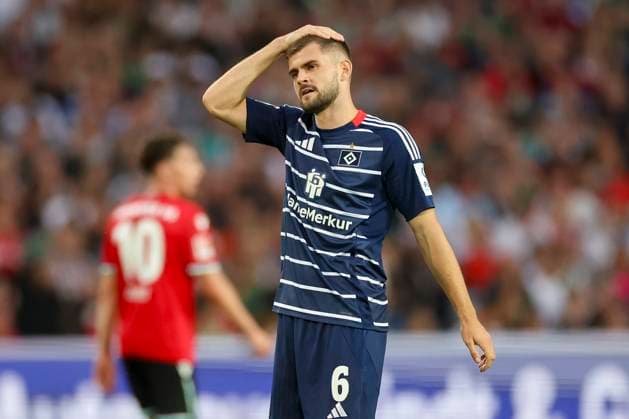 Lukasz Poreba Hamburger SV looks disappointed, 2 Bundesliga, Hannover 96 vs Hamburger SV, Heinz von Heiden Arena on August 23, 2024 in Hanover, Germany Photo by Marco Steinbrenner DeFodi Images Lukasz Poreba Hamburger SV looks disappointed, 2 Bundesliga, Hannover 96 vs Hamburger SV, Heinz von Heiden Arena, August 23, 2024 in Hanover, Germany Photo by Marco Steinbrenner DeFodi Images DFB DFL REGULATIONS PROHIBIT ANY USE OF PHOTOGRAPHS AS IMAGE SEQUENCES AND OR QUASI VIDEO Defodi 700 han hsv 20240823 081 Defodi-700 DFB DFL REGULATIONS PROHIBIT ANY USE OF PHOTOGRAPHS AS IMAGE SEQUENCES AND OR QUASI-VIDEO.