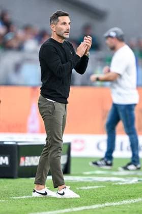 2 Bundesliga Hannover 06 Hamburger SV on 23 08 2024 at the HDI Arena in Hannover Coach Stefan Leitl Hannover 96 MT