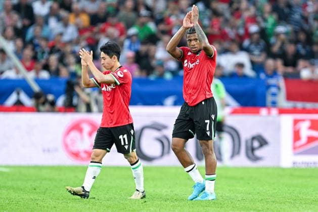 2 Bundesliga Hannover 06 Hamburger SV on 23 08 2024 at the HDI Arena in Hannover Hyunju Lee Hannover 96 and Jessic Ngankam Hannover 96 MT