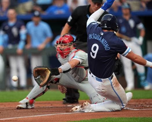 AUG 23, 2024: Kansas City Royals first base Vinnie Pasquantino (9) slides to beat the throw home at Kauffman Stadium Kansas City, Missouri. CSM. Kansas City United States - ZUMAc04_ 20240823_zma_c04_020 Copyright: xJonxRobichaudx