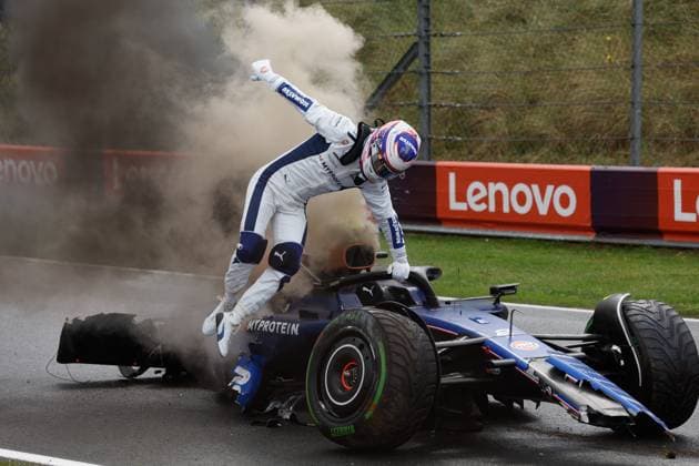 2 Logan Sargeant USA, Williams Racing after his crash, F1 Grand Prix of the Netherlands at Circuit Zandvoort on August 24, 2024 in Zandvoort, Netherlands Photo by HOCH ZWEI Zandvoort Netherlands