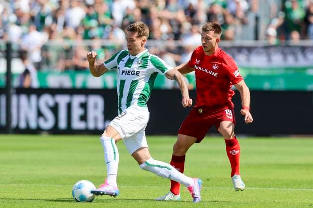 Joel Grodowski SC Preussen Muenster and Daniel Hanslik 1 FC Kaiserslautern battle for the ball, 2 Bundesliga, Preußen Münster vs 1 FC Kaiserslautern, Preußenstadion, August 24, 2024 in Münster, Germany Photo by Marco Steinbrenner DeFodi Images Joel Grodowski SC Preussen Muenster and Daniel Hanslik 1 FC Kaiserslautern battle for the ball, 2 Bundesliga, Preußen Münster vs 1 FC Kaiserslautern, Preußenstadion, August 24, 2024 in Münster, Germany Photo by Marco Steinbrenner DeFodi Images DFB DFL REGULATIONS PROHIBIT ANY USE OF PHOTOGRAPHS AS IMAGE SEQUENCES AND OR QUASI VIDEO Defodi 700 scp fcK 20240824 026 Defodi-700 DFB DFL REGULATIONS PROHIBIT ANY USE OF PHOTOGRAPHS AS IMAGE SEQUENCES AND OR QUASI-VIDEO.