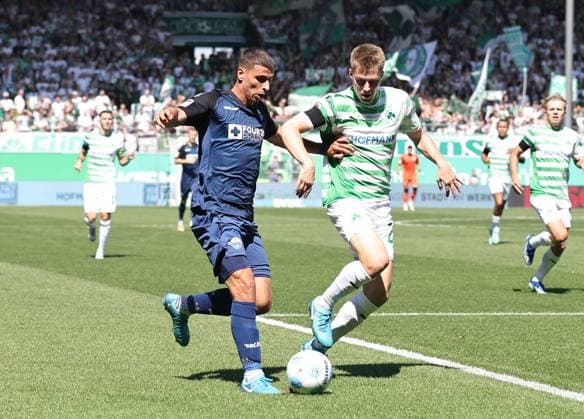 24 08 2024 Soccer Season 2024 2025 2 Soccer Bundesliga 03 Matchday SpVgg Greuther Fürth Kleeblatt SC Paderborn 07 SCP Sportfoto Zink DaMa xdaxmax DFL regulations prohibit any use of photographs as image sequences and or quasi video only for editorial use Koen Kostons 10, SC Paderborn 07 Gian Luca Gian Luca Itter 27, SpVgg Greuther Fürth