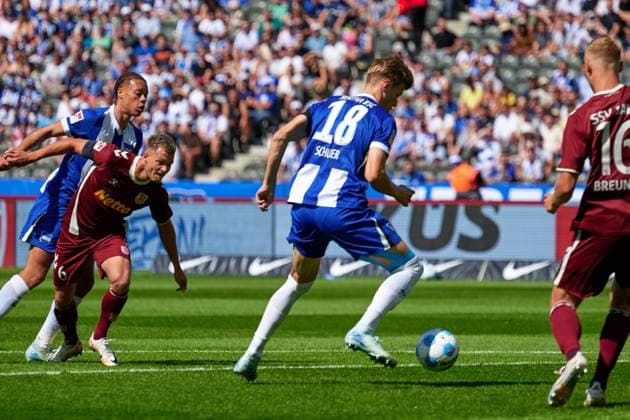 Luca Schuler Hertha BSC, 18 , GER, Hertha BSC vs SSV Jahn Regensburg, Soccer Men, 2 Bundesliga, Season 2024 2025, 03 Matchday, 24 08 2024 DFL REGULATIONS PROHIBIT ANY USE OF PHOTOGRAPHS AS IMAGE SEQUENCES AND OR QUASI VIDEO GER, Hertha BSC vs SSV Jahn Regensburg, Soccer Men, 2 Bundesliga, Season 2024 2025, 03 Matchday, 24 08 2024 Berlin Copyright: xEibner-Pressefotox xClaudiusxRauchx EP_CRH