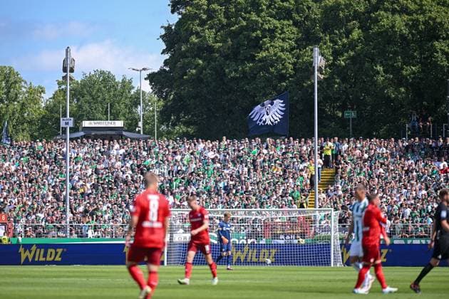 24 08 2024, Football, 2 Bundesliga, Matchday 3 Season 2024 2025, Preußen Münster 1 FC Kaiserslautern, Fans Preußen Münster, xRHR FOTO TKx Copyright: RHR-FOTOx RHR-FOTO TK