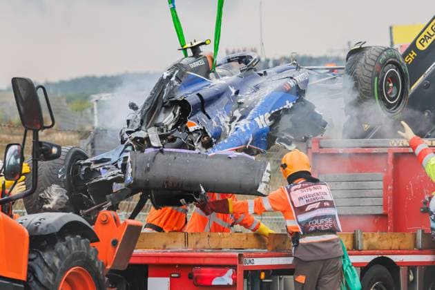 the remains of the Mercedes of Logan Sargeant USA, Williams Racing after his heavy crash in the rain, 24 08 2024, Zandvoort Netherlands , Motorsport, Formula 1, Dutch Grand Prix 2024 xprx