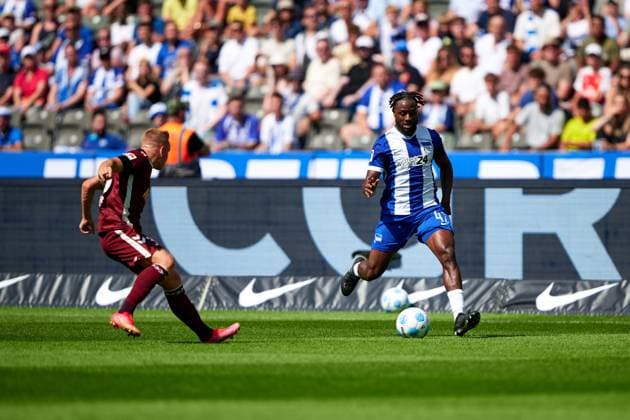 Deyovaisio Zeefuik Hertha BSC, 42 , GER, Hertha BSC vs SSV Jahn Regensburg, Soccer Men, 2 Bundesliga, Season 2024 2025, 03 Matchday, 24 08 2024 DFL REGULATIONS PROHIBIT ANY USE OF PHOTOGRAPHS AS IMAGE SEQUENCES AND OR QUASI VIDEO GER, Hertha BSC vs SSV Jahn Regensburg, Soccer Men, 2 Bundesliga, Season 2024 2025, 03 Matchday, 24 08 2024 Berlin Copyright: xEibner-Pressefotox xClaudiusxRauchx EP_CRH