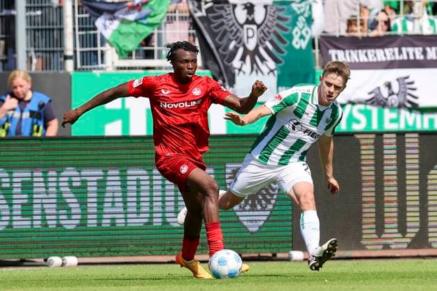 Dickson Abiama 1 FC Kaiserslautern and Jano Ter Horst SC Preussen Muenster battle for the ball, 2 Bundesliga, Preußen Münster vs 1 FC Kaiserslautern, Preußenstadion, August 24, 2024 in Münster, Germany Photo by Marco Steinbrenner DeFodi Images Dickson Abiama 1 FC Kaiserslautern and Jano Ter Horst SC Preussen Muenster battle for the ball, 2 Bundesliga, Preußen Münster vs 1 FC Kaiserslautern, Preußenstadion, August 24, 2024 in Münster, Germany Photo by Marco Steinbrenner DeFodi Images DFB DFL REGULATIONS PROHIBIT ANY USE OF PHOTOGRAPHS AS IMAGE SEQUENCES AND OR QUASI VIDEO Defodi 700 scp fcK 20240824 044 Defodi-700 DFB DFL REGULATIONS PROHIBIT ANY USE OF PHOTOGRAPHS AS IMAGE SEQUENCES AND OR QUASI-VIDEO.
