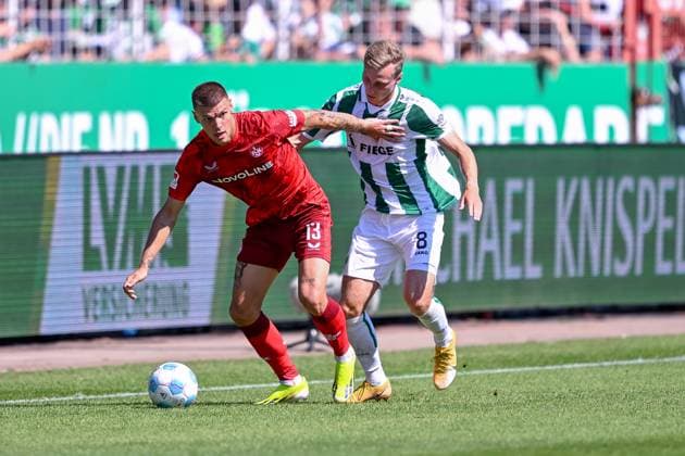 24 08 2024, Football, 2 Bundesliga, Matchday 3 Season 2024 2025, Preußen Münster 1 FC Kaiserslautern, Erik Wekesser 1 FC Kaiserslautern , Joshua Mees SC Preussen Münster xRHR PHOTO TKx Copyright: RHR-FOTOx RHR-FOTO TK
