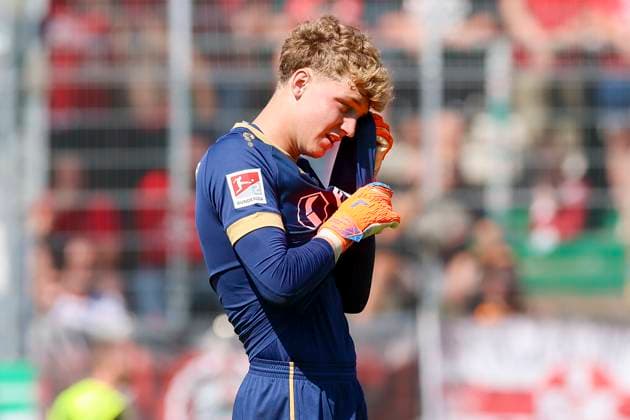 Goalkeeper Johannes Schenk SC Preussen Muenster looks dejected, 2 Bundesliga, Preußen Münster vs 1 FC Kaiserslautern, Preußenstadion on August 24, 2024 in Münster, Germany Photo by Marco Steinbrenner DeFodi Images Goalkeeper Johannes Schenk SC Preussen Muenster looks dejected, 2 Bundesliga, Preußen Münster vs 1 FC Kaiserslautern, Preußenstadion, August 24, 2024 in Münster, Germany Photo by Marco Steinbrenner DeFodi Images DFB DFL REGULATIONS PROHIBIT ANY USE OF PHOTOGRAPHS AS IMAGE SEQUENCES AND OR QUASI VIDEO Defodi 700 scp fcK 20240824 061 Defodi-700 DFB DFL REGULATIONS PROHIBIT ANY USE OF PHOTOGRAPHS AS IMAGE SEQUENCES AND OR QUASI-VIDEO.