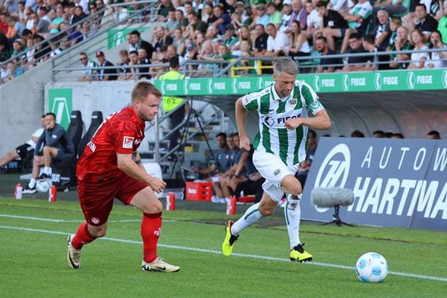 GER, Preussen Muenster vs 1 FC Kaiserslautern, Football, 2 Liga, Matchday 3, Season 2024 2025, 24 08 2024 Jean Zimmer 1 FC Kaiserslautern, 8 Marc Lorenz Preussen Muenster, 18 DFL REGULATIONS PROHIBIT ANY USE OF PHOTOGRAPHS AS IMAGE SEQUENCES AND OR QUASI VIDEO GER, Preussen Muenster vs 1 FC Kaiserslautern, Football, 2 Liga, Matchday 3, Season 2024 2025, 24 08 2024 Muenster Copyright: xEibner-Pressefoto xFrankxZeisingx EP_FZG