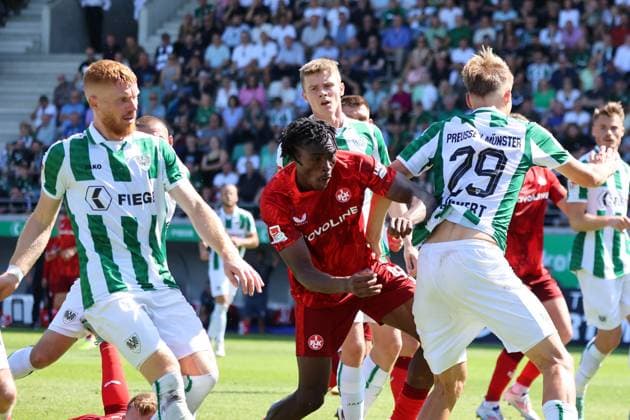 GER, Preussen Muenster vs 1 FC Kaiserslautern, Football, 2 Liga, Matchday 3, Season 2024 2025, 24 08 2024 Mikkel Kirkeskov Preussen Muenster, 2 Dickson Abiama 1 FC Kaiserslautern, 40 DFL REGULATIONS PROHIBIT ANY USE OF PHOTOGRAPHS AS IMAGE SEQUENCES AND OR QUASI VIDEO GER, Preussen Muenster vs 1 FC Kaiserslautern, Football, 2 Liga, Matchday 3, Season 2024 2025, 24 08 2024 Muenster Copyright: xEibner-Pressefoto xFrankxZeisingx EP_FZG