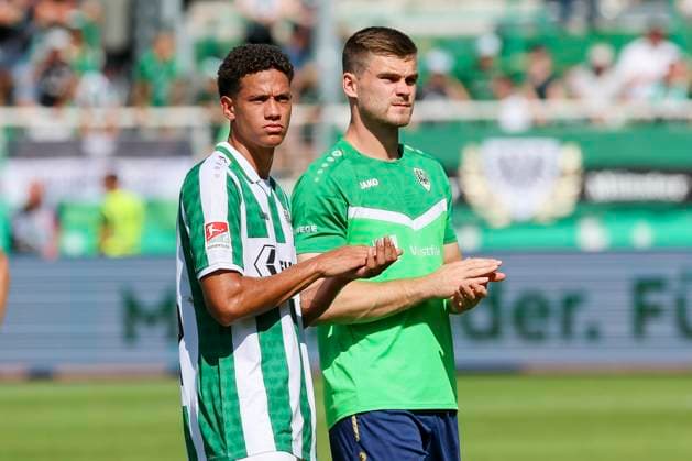 Andras Nemeth SC Preussen Muenster and goalkeeper Morten Behrens SC Preussen Muenster look dejected, 2 Bundesliga, Preußen Münster vs 1 FC Kaiserslautern, Preußenstadion on August 24, 2024 in Münster, Germany Photo by Marco Steinbrenner DeFodi Images Andras Nemeth SC Preussen Muenster and goalkeeper Morten Behrens SC Preussen Muenster look dejected, 2 Bundesliga, Preußen Münster vs 1 FC Kaiserslautern, Preußenstadion, August 24, 2024 in Münster, Germany Photo by Marco Steinbrenner DeFodi Images DFB DFL REGULATIONS PROHIBIT ANY USE OF PHOTOGRAPHS AS IMAGE SEQUENCES AND OR QUASI VIDEO Defodi 700 scp fcK 20240824 094 Defodi-700 DFB DFL REGULATIONS PROHIBIT ANY USE OF PHOTOGRAPHS AS IMAGE SEQUENCES AND OR QUASI-VIDEO.