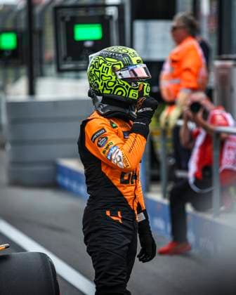 NORRIS Lando (gbr), McLaren F1 Team MCL38, portrait during the Formula 1 Heineken Dutch Grand Prix 2024, 15th round of the 2024 Formula One World Championship, WM, Weltmeisterschaft from August 23 to 25, 2024 on the Circuit Zandvoort, in Zandvoort, Netherlands - F1 - DUTCH GRAND PRIX 2024 DPPI Panoramic  240824_R15_OLANDA_DP_XB3_4821_