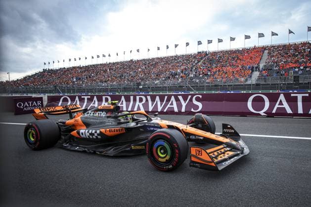 04 NORRIS Lando (gbr), McLaren F1 Team MCL38, action during the Formula 1 Heineken Dutch Grand Prix 2024, 15th round of the 2024 Formula One World Championship, WM, Weltmeisterschaft from August 23 to 25, 2024 on the Circuit Zandvoort, in Zandvoort, Netherlands - F1 - DUTCH GRAND PRIX 2024 DPPI Panoramic  240824_R15_OLANDA_DP_XB3_4767_