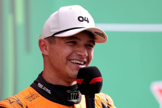 24 08 2024, xsvx, Motorsport FIA Formula 1, Grand Prix of the Netherlands 2024 emspor, v l Joy over the pole for Lando Norris McLaren starting number 04 FIA REGULATIONS PROHIBIT ANY USE OF PHOTOGRAPHS as IMAGE SEQUENCES and or QUASI VIDEO Zandvoort
