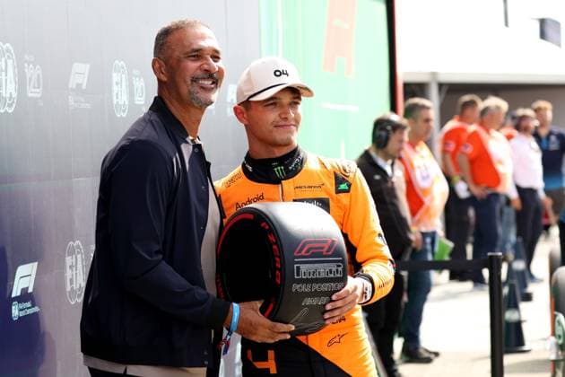 24 08 2024, xsvx, Motorsport FIA Formula 1, Grand Prix of the Netherlands 2024 emspor, v l Joy over the pole for Lando Norris McLaren starting number 04 FIA REGULATIONS PROHIBIT ANY USE OF PHOTOGRAPHS as IMAGE SEQUENCES and or QUASI VIDEO Zandvoort
