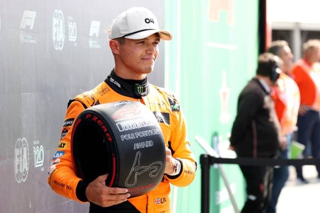 24 08 2024, xsvx, Motorsport FIA Formula 1, Grand Prix of the Netherlands 2024 emspor, v l Joy over the pole for Lando Norris McLaren starting number 04 FIA REGULATIONS PROHIBIT ANY USE OF PHOTOGRAPHS as IMAGE SEQUENCES and or QUASI VIDEO Zandvoort