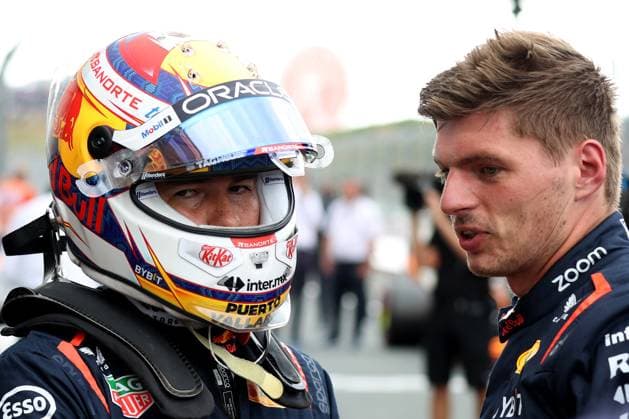 24 08 2024, xsvx, Motorsport FIA Formula 1, Dutch Grand Prix 2024 emspor, f l Max Verstappen Oracle Red Bull Racing starting number 1 and Sergio Perez Oracle Red Bull Racing starting number 11 FIA REGULATIONS PROHIBIT ANY USE OF PHOTOGRAPHS as IMAGE SEQUENCES and or QUASI VIDEO Zandvoort